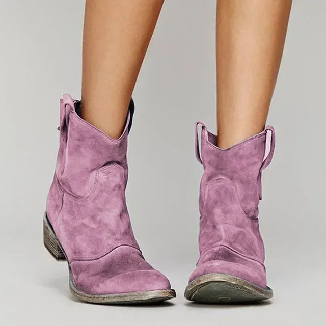 WYNONA | Cowboy Ankle Boots with Embroidered Details and a Tough Twist 4