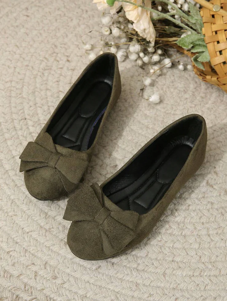 ALÉNIA | Suede ballerina with bow detail and comfortable sole 3