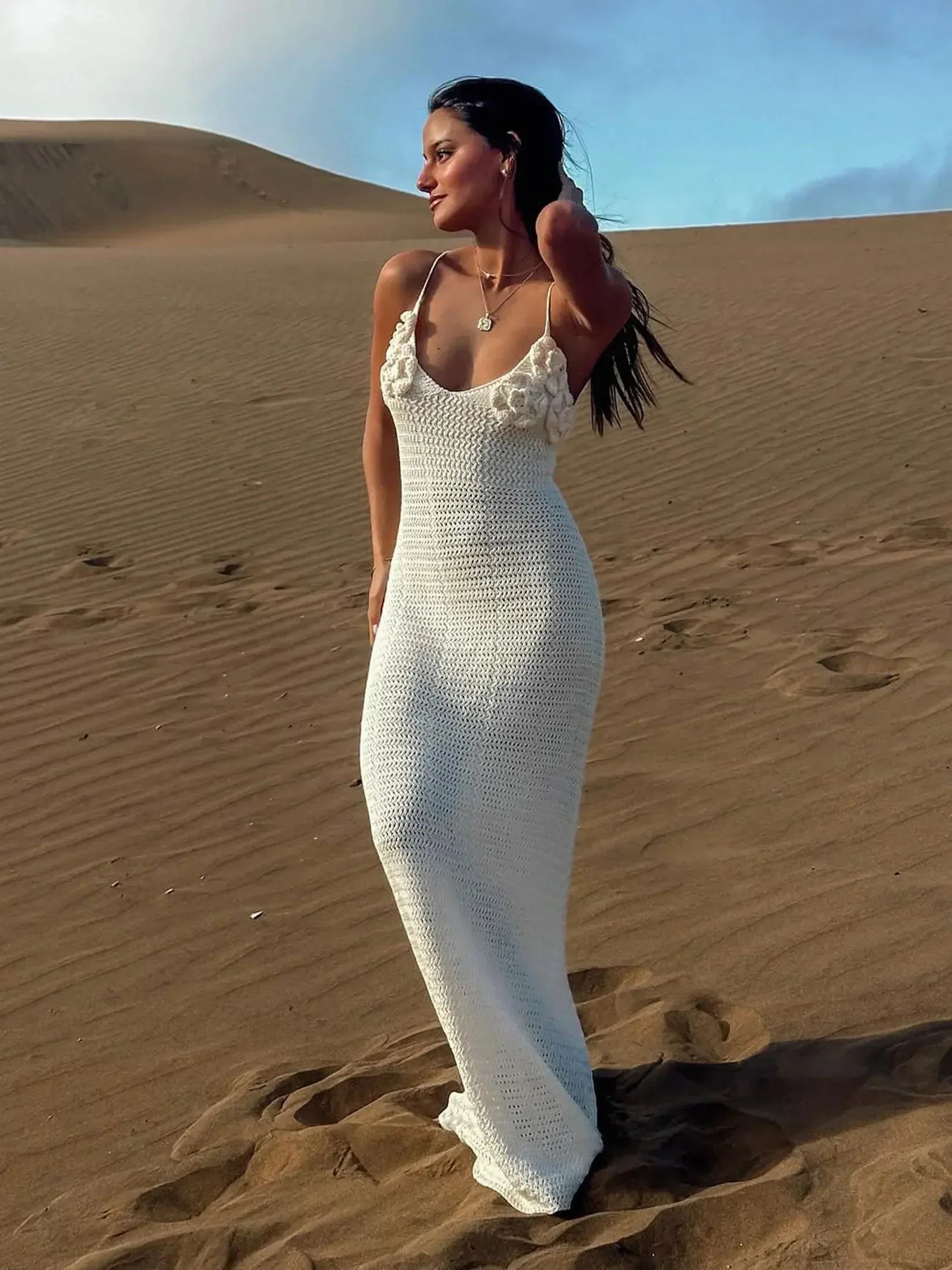 ALVA | White maxi dress with V-neck and floral accent 0