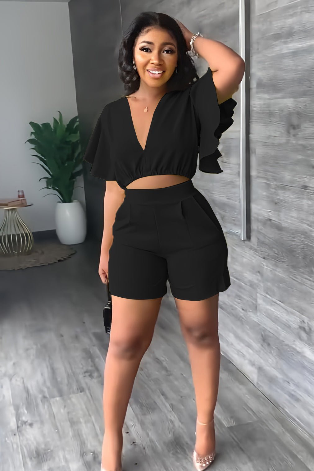 AMELAYA | Pleated Two-Piece Summer Set with V-Neck 9