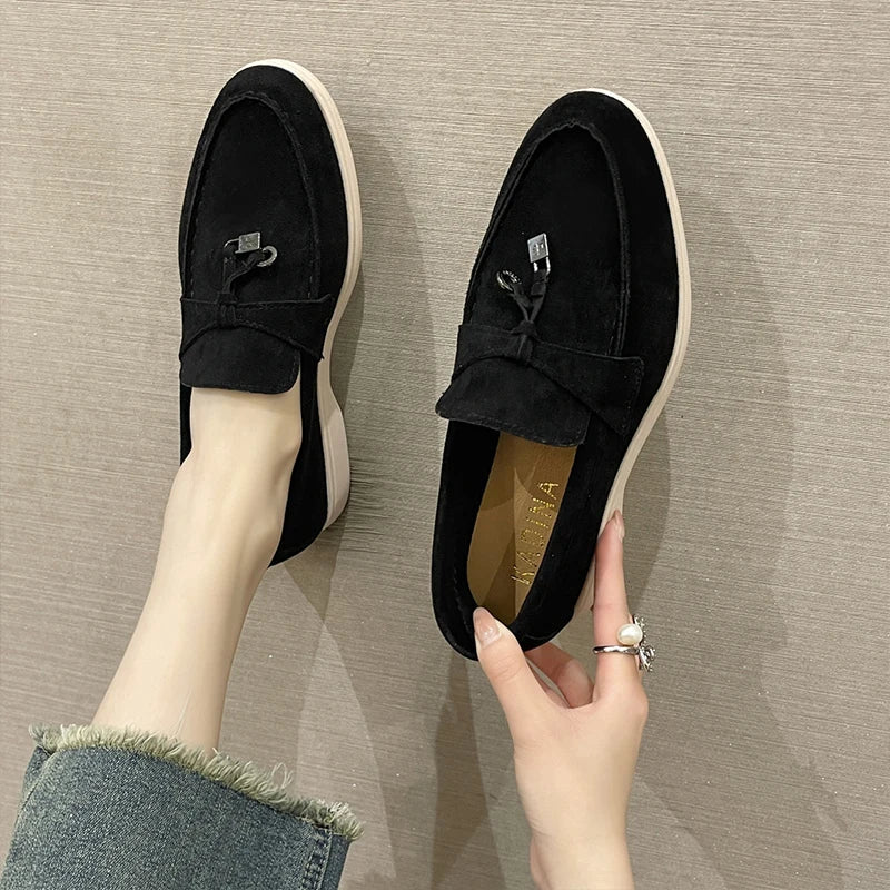 AYLIN | Elegant suede slip-ons with comfortable sole 5