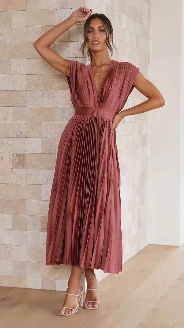 Amélie | Elegant Dress for Timeless Femininity 11