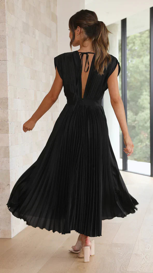 Amélie | Elegant Dress for Timeless Femininity 8