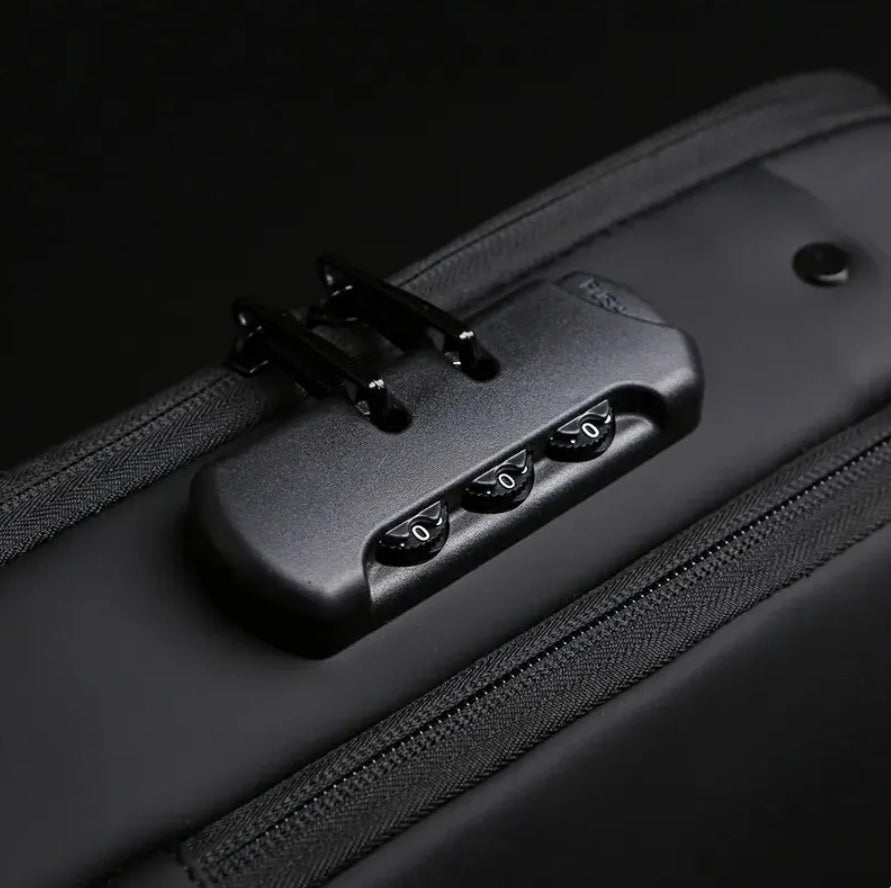 Ava Multifunctional Shoulder Bag | Durable and Water-Repellent 2