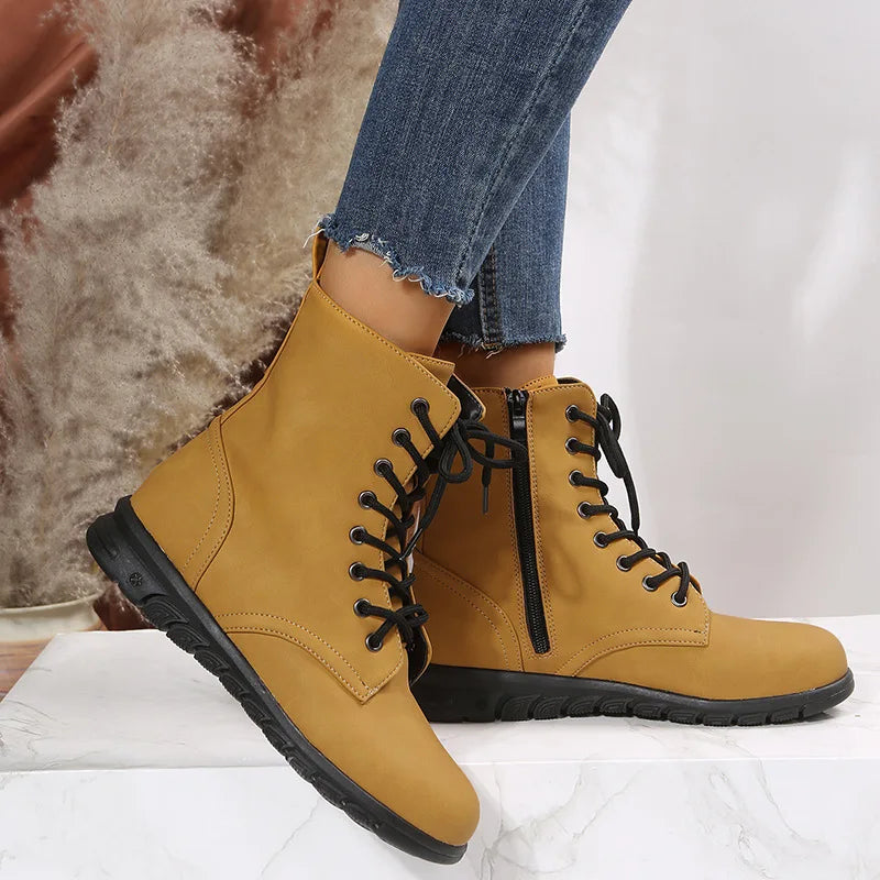 CÉLENA | Stylish wedge boots 0