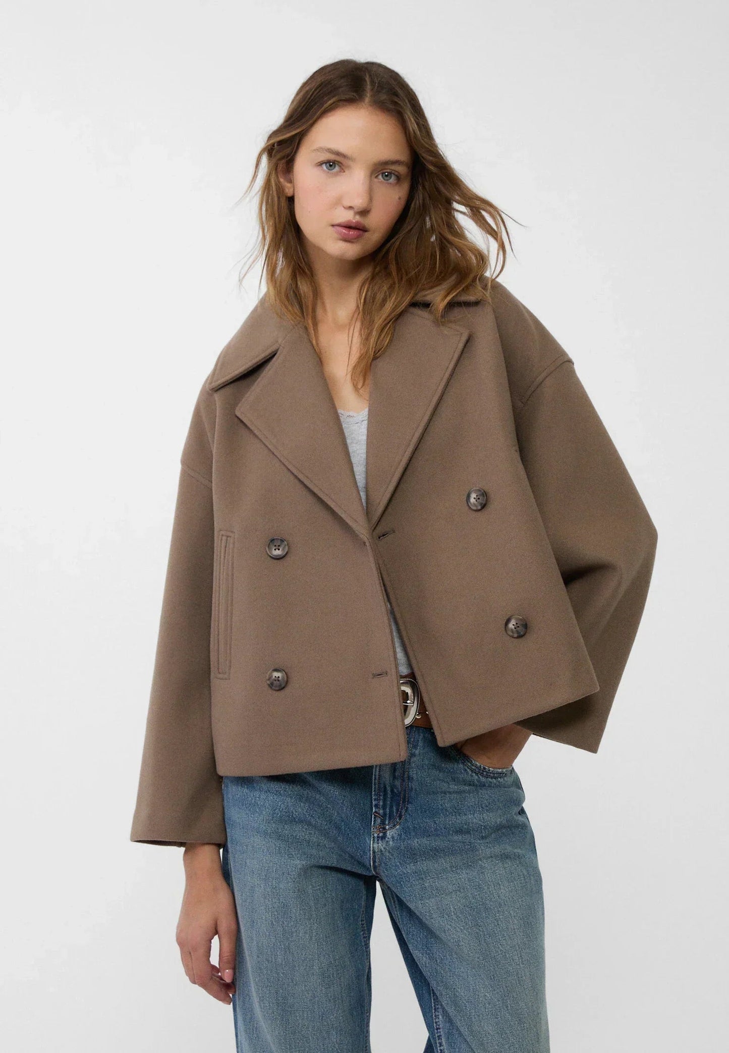 Chic short women's coat with double buttons | Cropped double-breasted coat 5