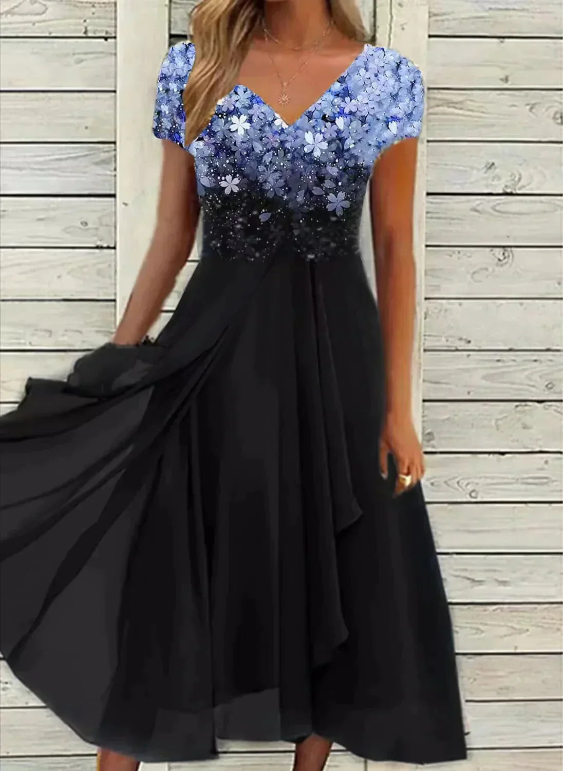 EVENY | Elegant Chiffon Party Dress with a Flowing Fit 0