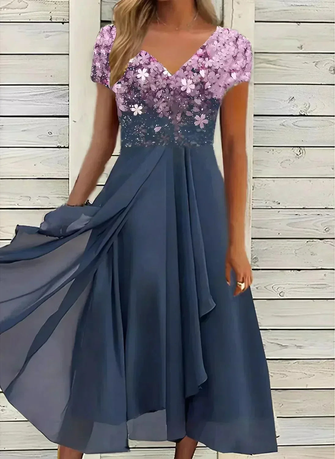 EVENY | Elegant Chiffon Party Dress with a Flowing Fit 3