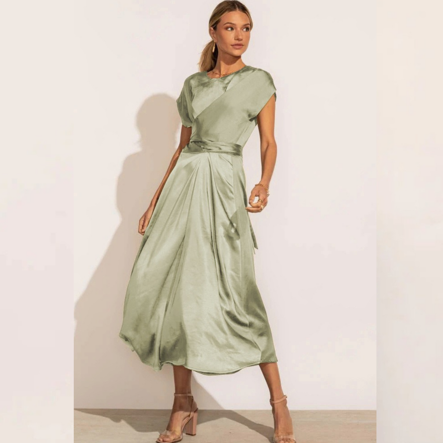 Elaria | Elegant Midi Evening Dress with Layered Sleeves 2