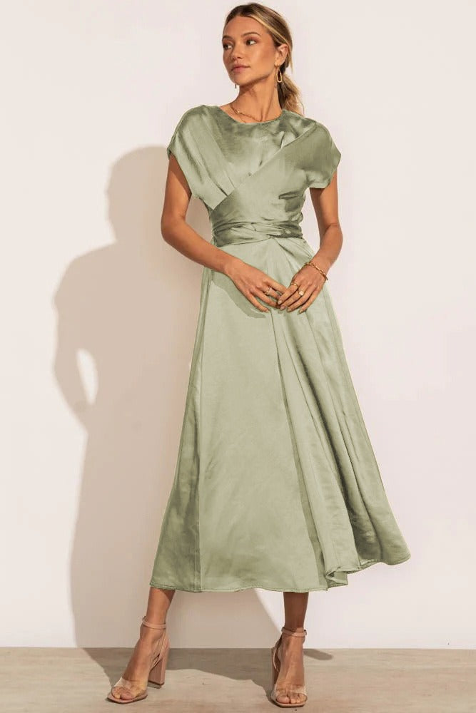 Elaria | Elegant Midi Evening Dress with Layered Sleeves 3