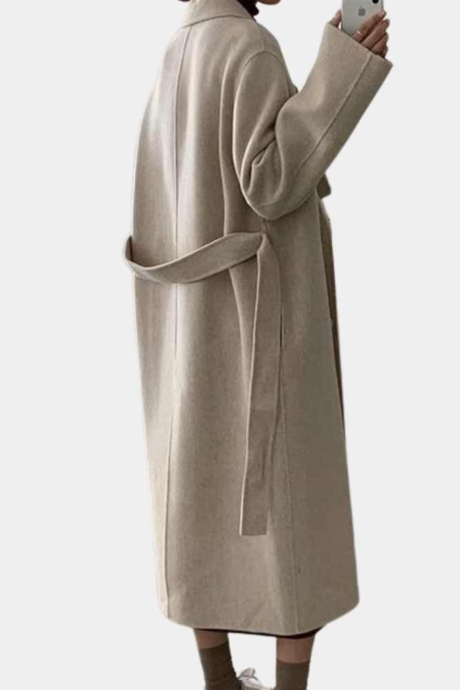 Elegant Long Winter Coat for Women with Double-Breasted Design and Rib-Knit Cuffs - Warm and Comfortable 4