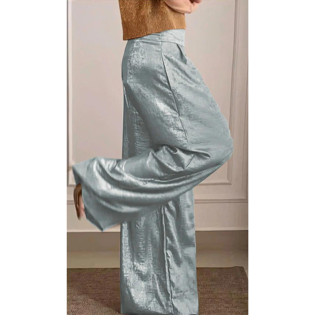 Élise | Elegant Women's Set of Top and High-Waisted Trousers 1