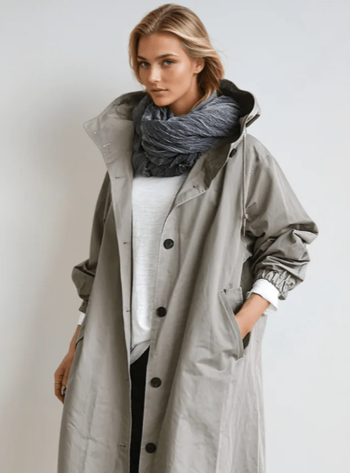 Fashionable women's raincoat | Waterproof jacket with lightweight fabric and elegant fit 1