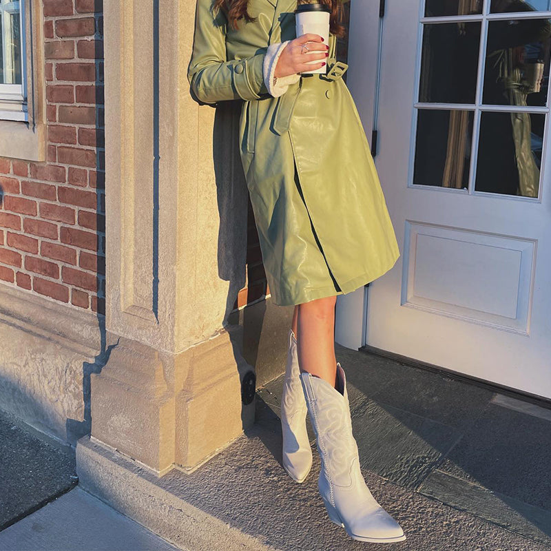 GLINTA – Metallic Cowboy Boots with Country Flair 3