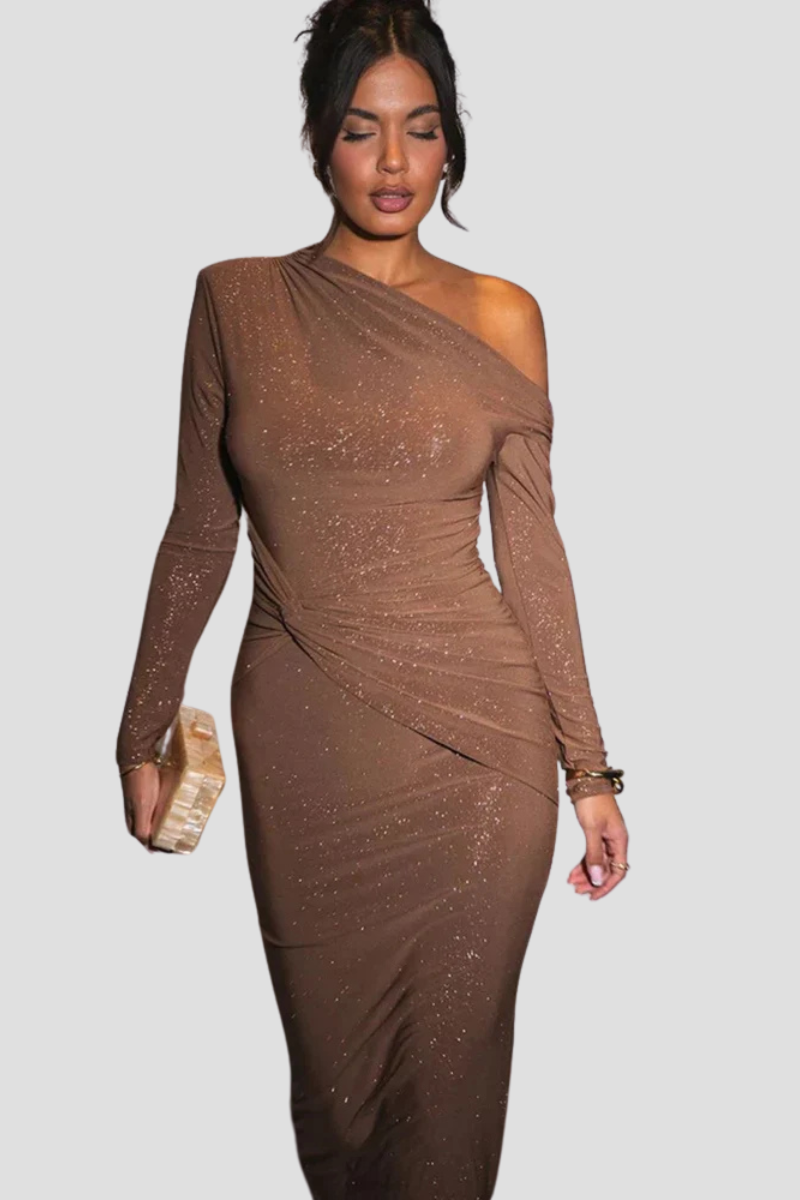 LIVANNE | Glittering Maxi Dress for New Year's Eve 6