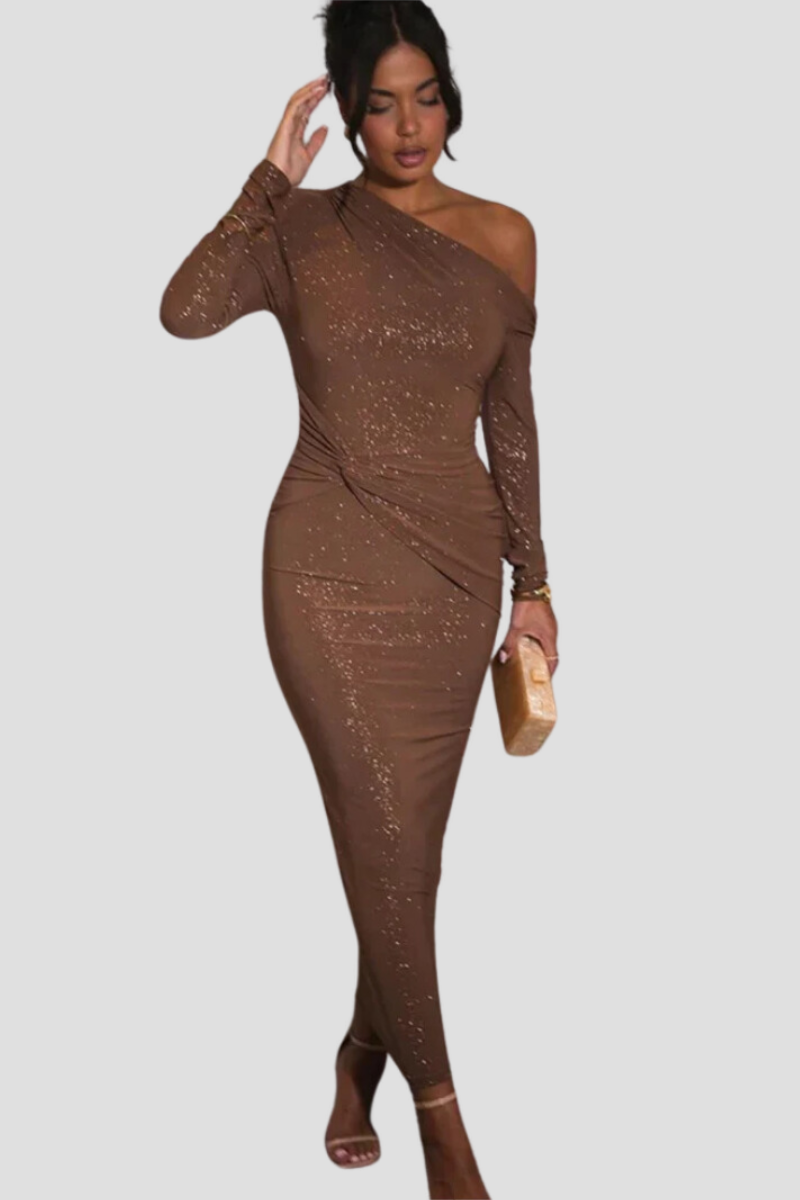 LIVANNE | Glittering Maxi Dress for New Year's Eve 7