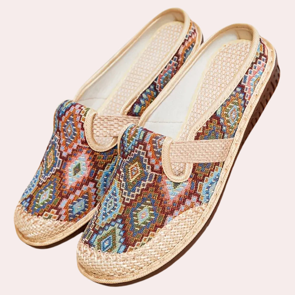 LUNAYA | Comfortable Slip-On Slippers made of PU Leather 4
