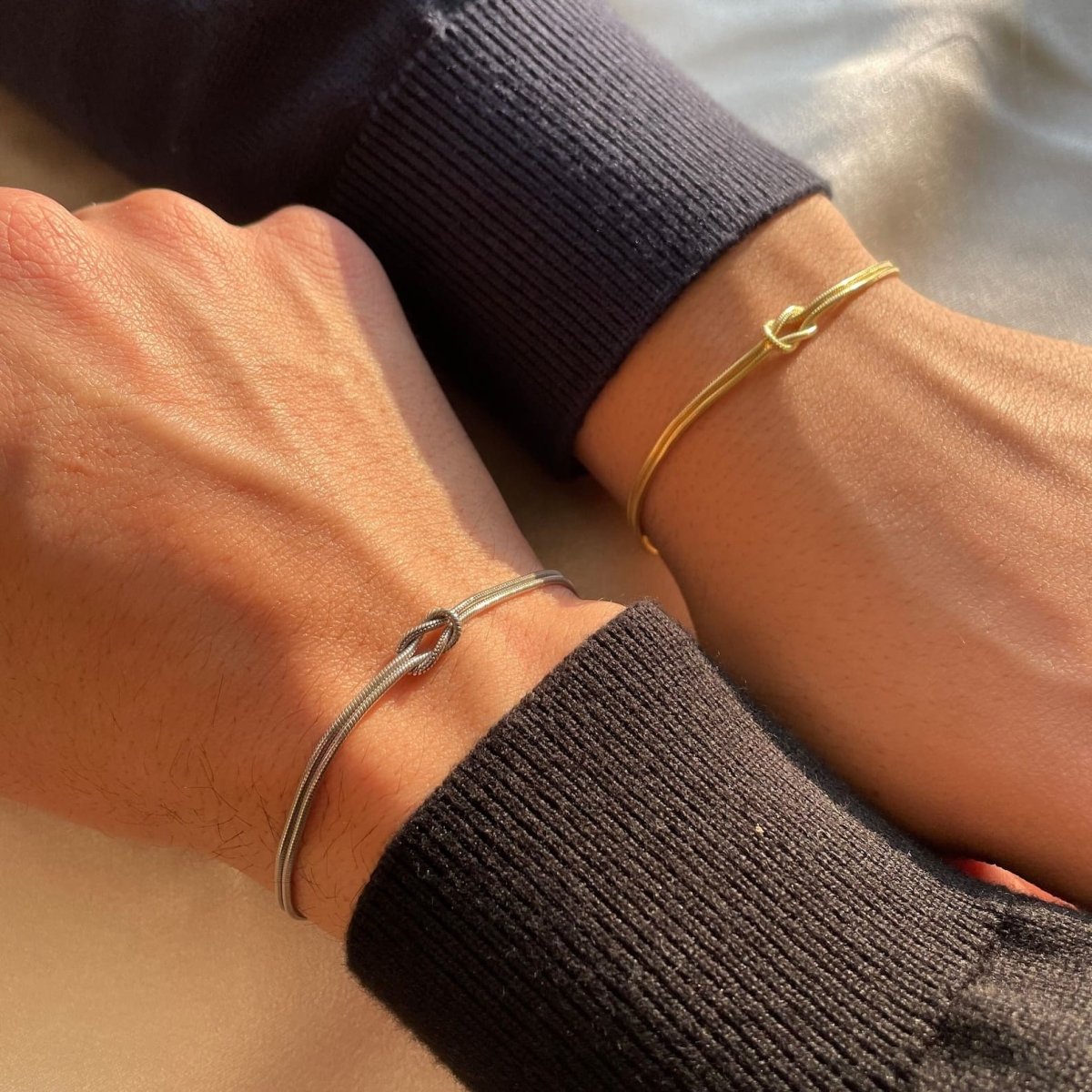LUNA | Timeless Love Knot Bracelet in Minimalist Style 6