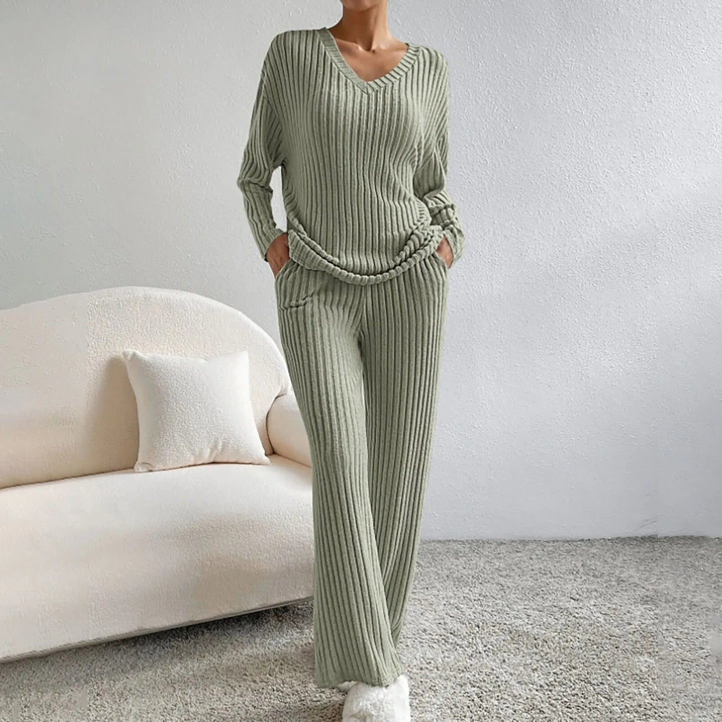 Lena – Stylish Knitted Set with V-neck | Comfort & Elegance 12