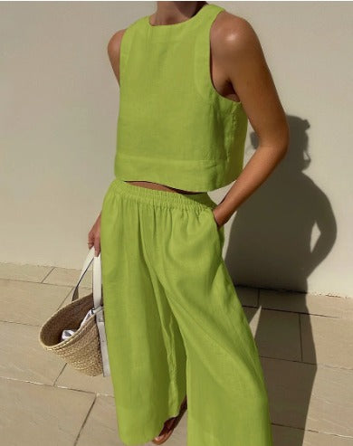 Léna | Sleeveless Summer Set with Top and Shorts 4