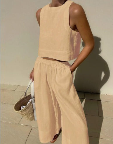 Léna | Sleeveless Summer Set with Top and Shorts 7