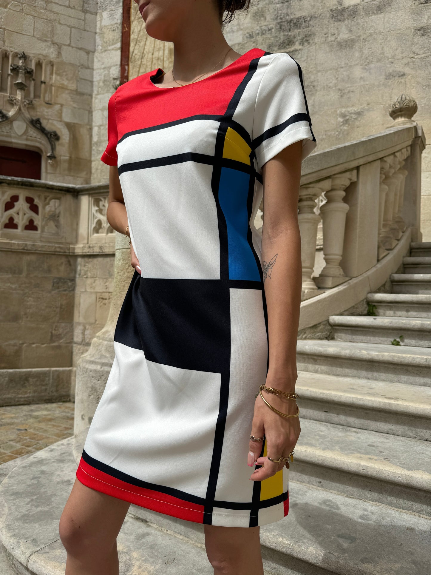 Lina – Retro Mini Dress with Mondrian Print 8