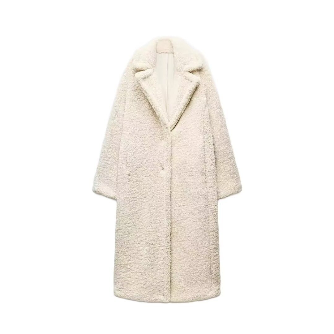 Long Women's Winter Coat Made of Soft Teddy Fabric with Lapel Collar and Side Pockets for Extra Warmth and Comfort 0