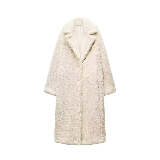 Long Women's Winter Coat Made of Soft Teddy Fabric with Lapel Collar and Side Pockets for Extra Warmth and Comfort 0