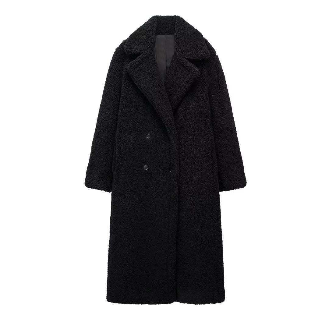 Long Women's Winter Coat Made of Soft Teddy Fabric with Lapel Collar and Side Pockets for Extra Warmth and Comfort 5