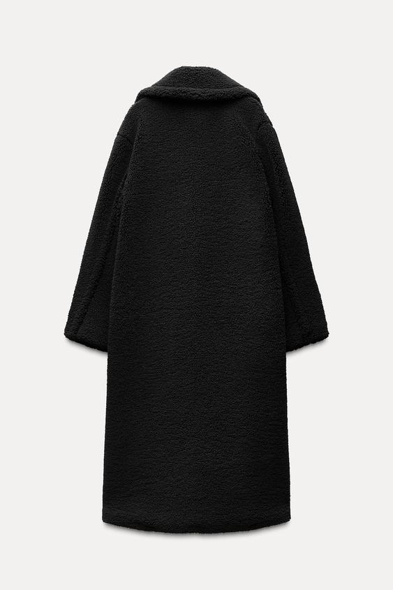 Long Women's Winter Coat Made of Soft Teddy Fabric with Lapel Collar and Side Pockets for Extra Warmth and Comfort 6