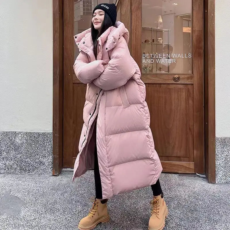 Long Women's Winter Coat Padded with Hood - Windproof and Comfortable for Cold Days 1