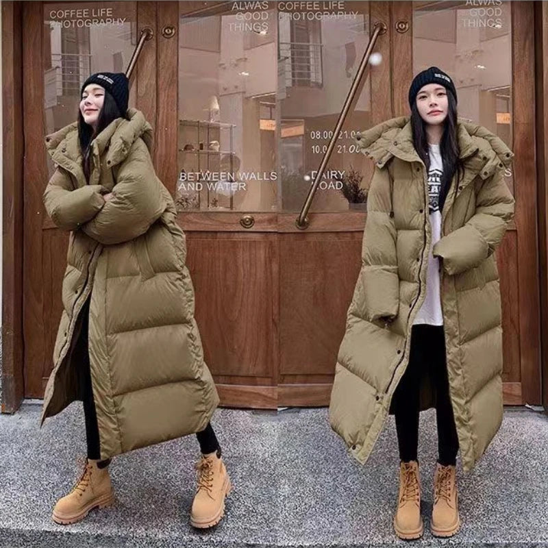Long Women's Winter Coat Padded with Hood - Windproof and Comfortable for Cold Days 2