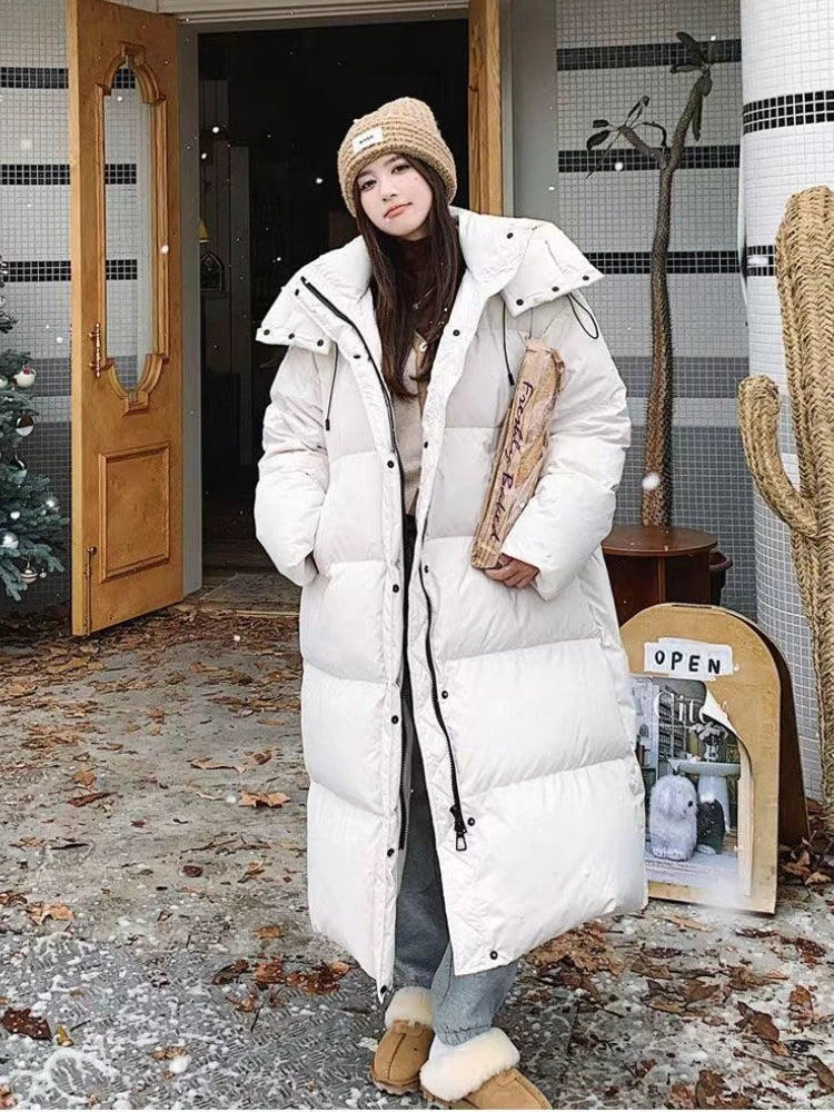 Long Women's Winter Coat Padded with Hood - Windproof and Comfortable for Cold Days 3
