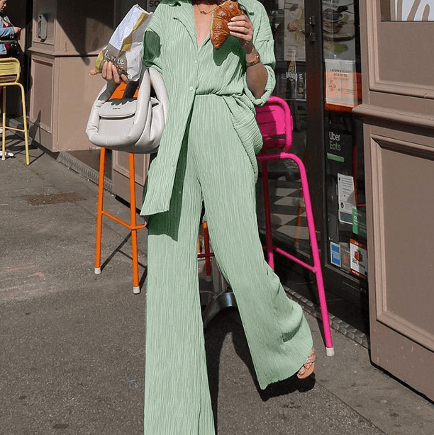 Lunéra | Two-Piece Women's Suit with Loose Draped Trousers 0