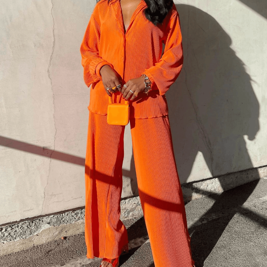 Lunéra | Two-Piece Women's Suit with Loose Draped Trousers 5