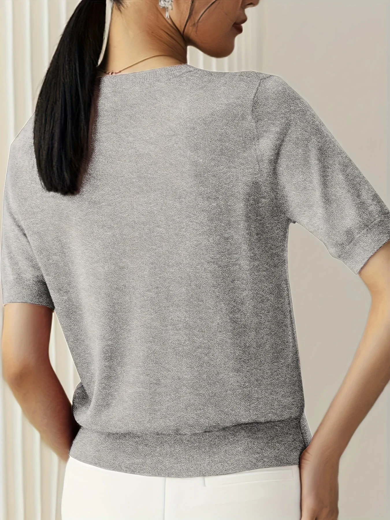 MILENA | Fine-knit top with short sleeves and round neckline 3
