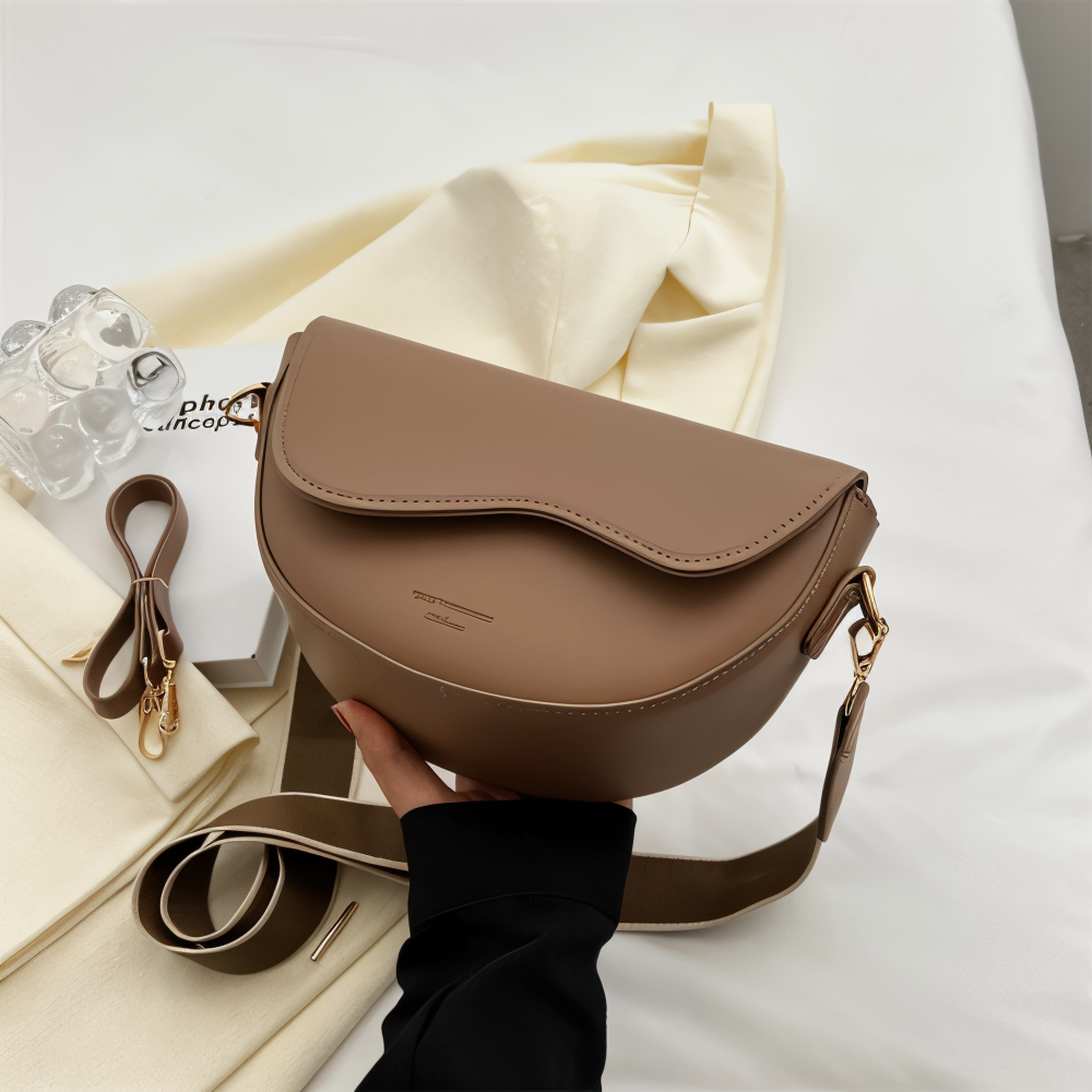 Mila Women's Crossbody Bag | Vegan Leather, Sustainable and Fashionable 3