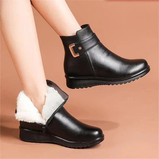Milo Women's Boots | Comfortable and Chic 2