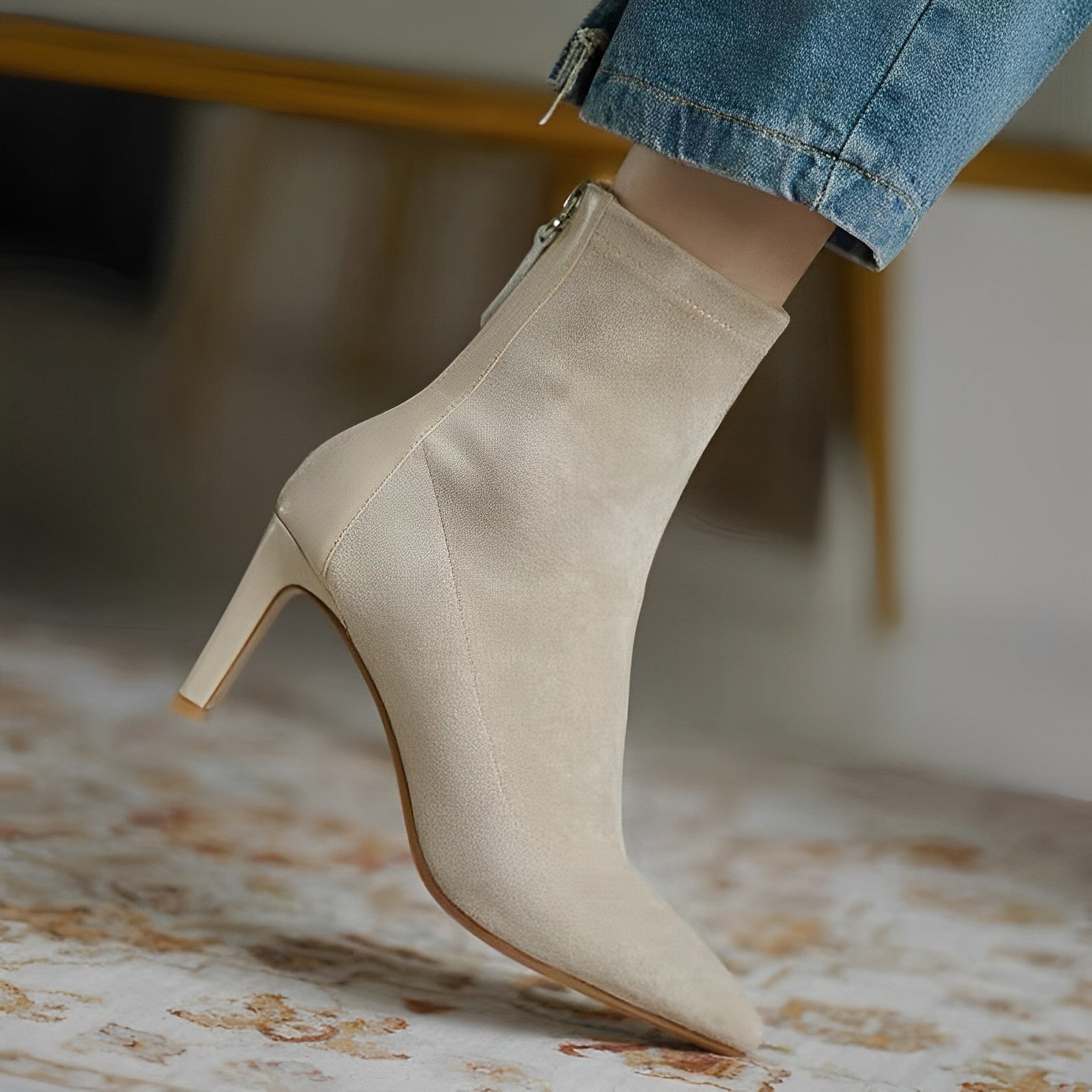 NORELLA | Elegant Ankle Boots with Pointed Toe 0