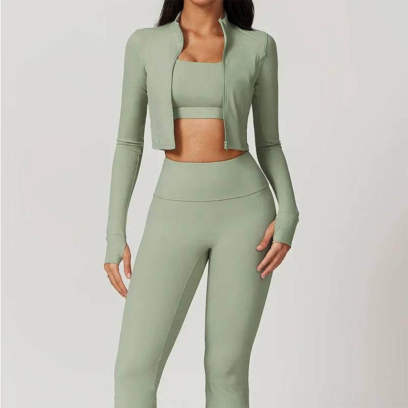 NYRA | Seamless Sports Set with Sculpting Fit and Breathable Comfort 1
