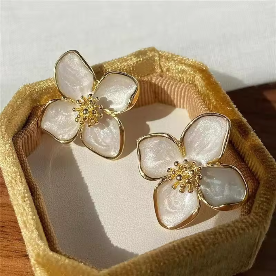 OANA | Romantic Flower Earrings with Elegant Flair 2