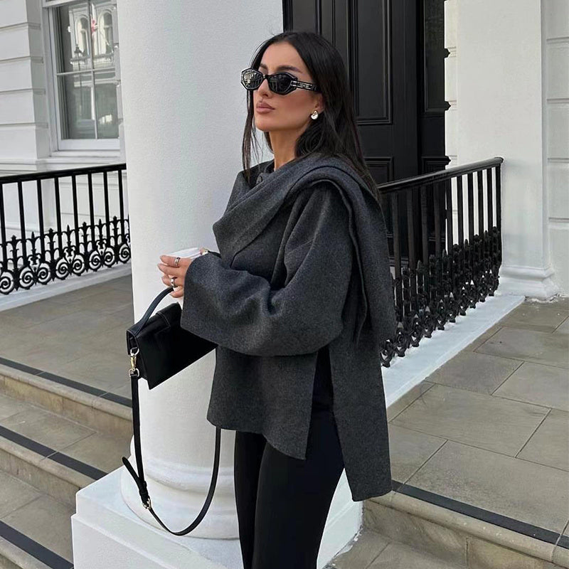 Oversized wool coat with button closure and luxury lining 6