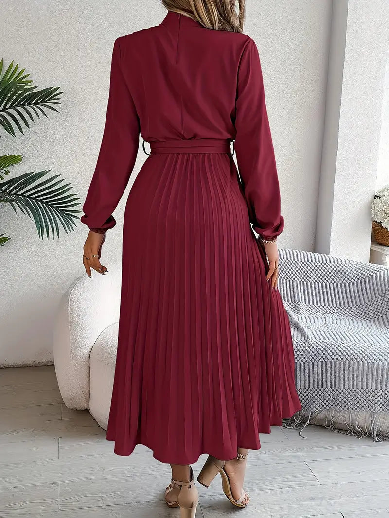 SERENA – Minimalist Midi Dress with Belt 5