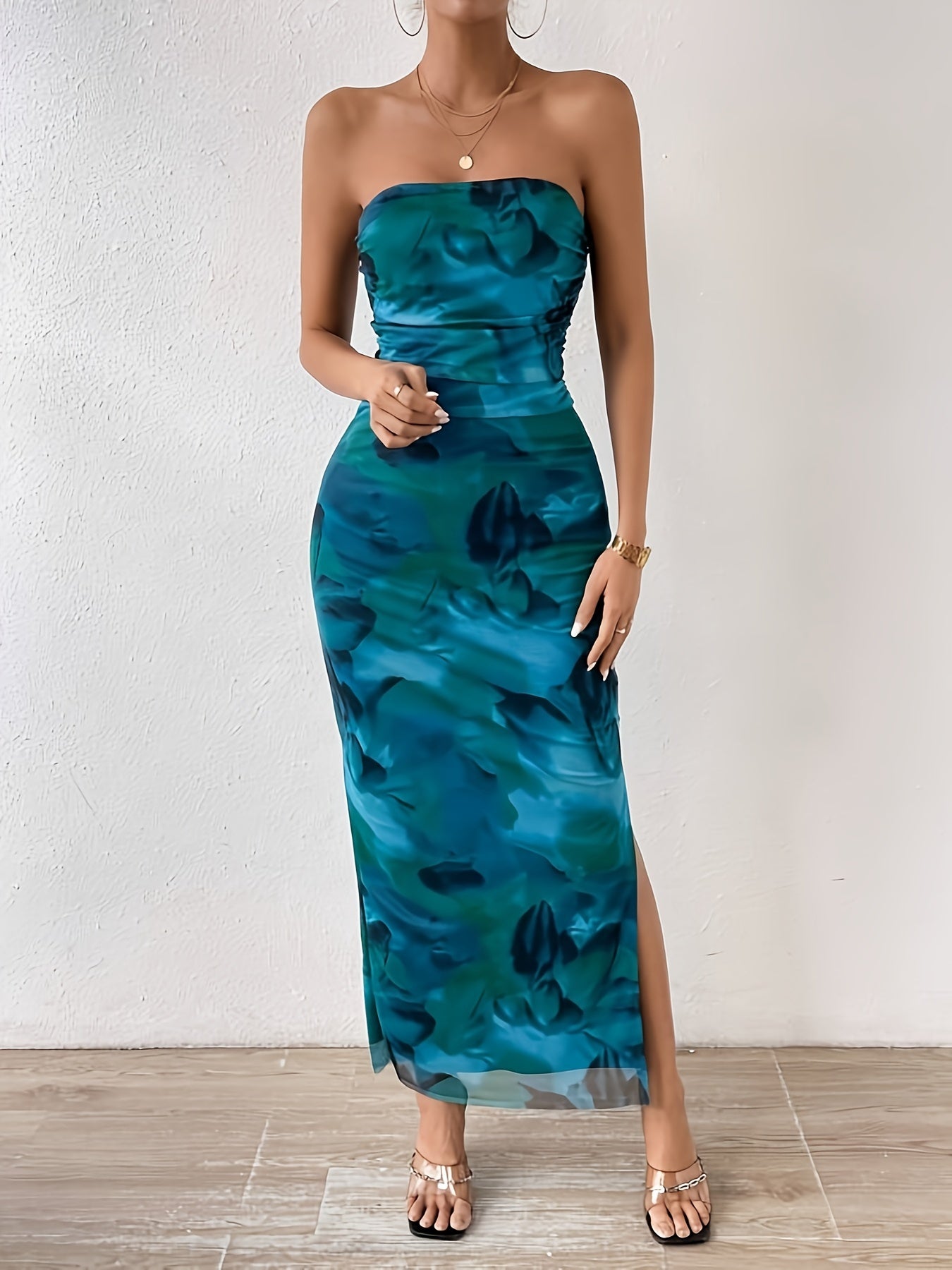 SERENNA | Strapless bodycon evening dress with high slit 6