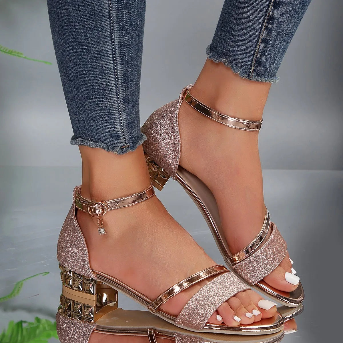 Sanae | Orthopedic Sandals with Adjustable Straps 3