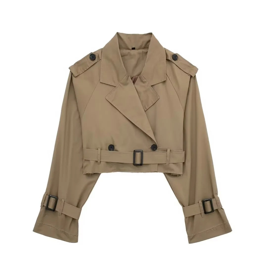 Stylish short women's trench coat | Timeless coat for every season 3