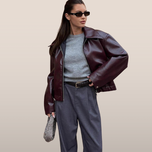 VARESSA | Boxy jacket – Timeless statement outerwear 1