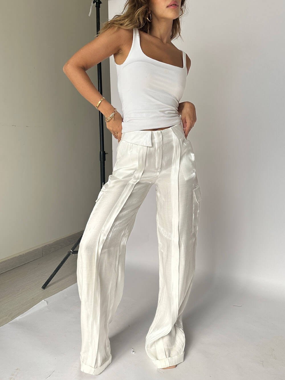 VIRENA | Glitter Wide Trousers with Drawstring 1