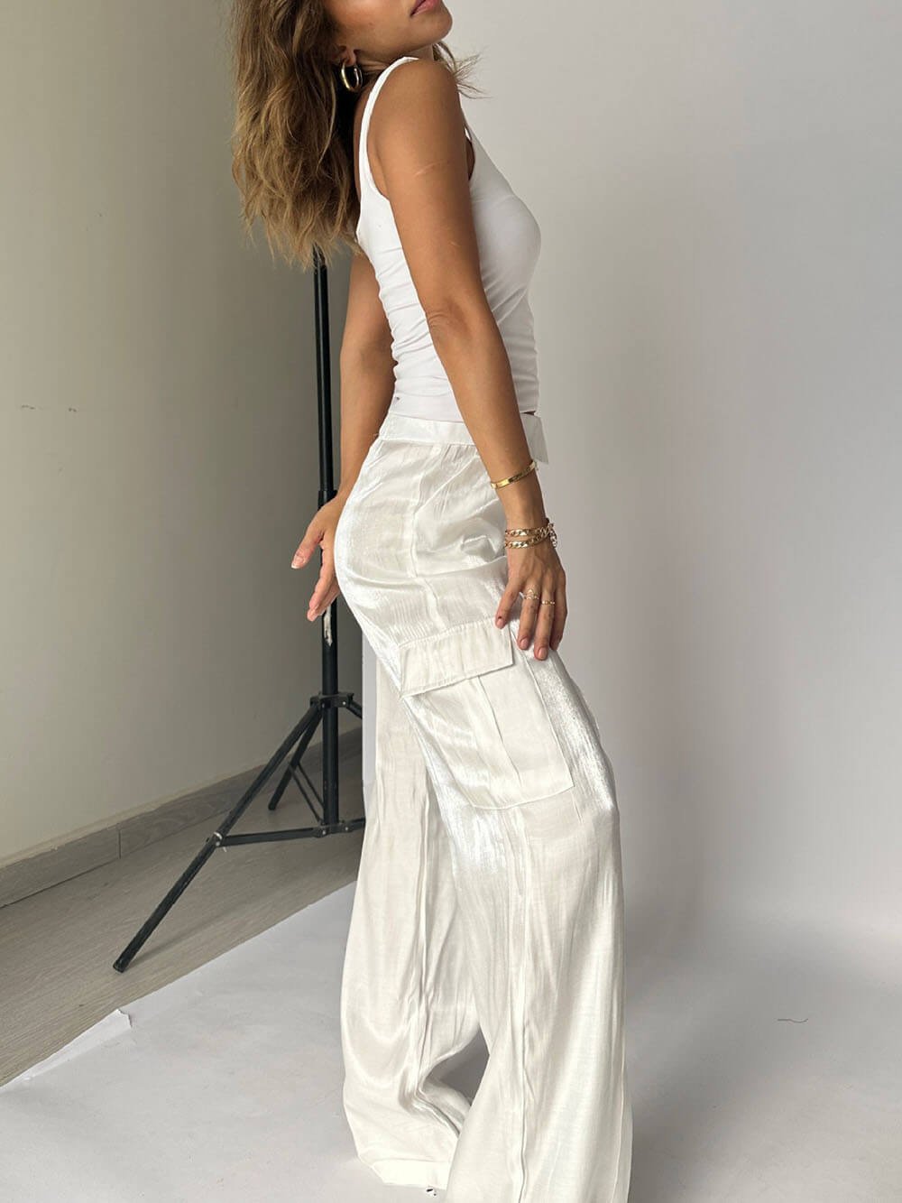 VIRENA | Glitter Wide Trousers with Drawstring 2