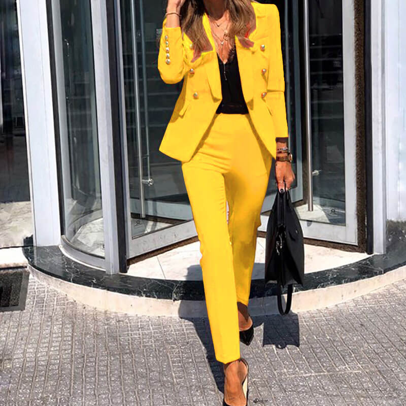 Wendy Women's Suit | Timeless Comfortable Design, Suitable for Every Occasion 3